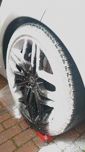 Never drive a dirty car again #carcleaning #satisfyingvideo #asmrvideos #harrow #london #detailing