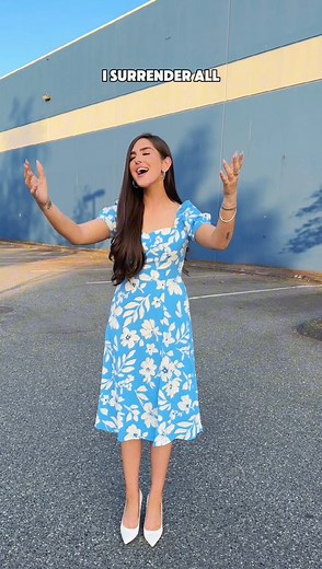 728K views · 61K reactions | I surrender all 冀 Matthew 16:25 #gospel #christian #worship #singing #Jesus #praise #hymns #reelsfacebook | Natasha Zimbaro | Facebook