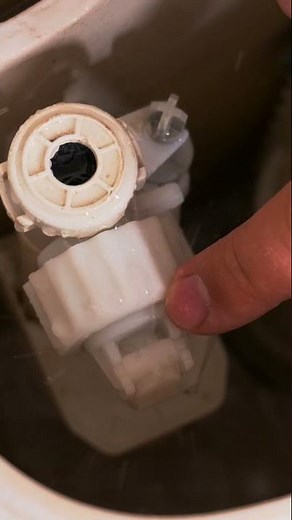 Toilet Not Filling Up With Water Fix 2