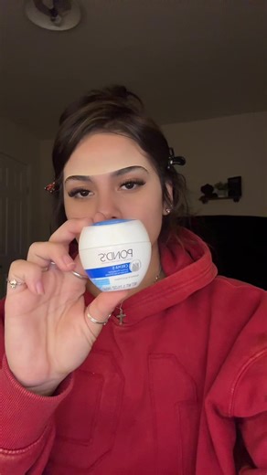 @amzgirlofficial lashes on sale right now 😍 -ponds moisturizer - L’Oréal foundation 445/ Elf soft glam - Elf concealer (deep olive) - two face (cloud , snow) -L’Oréal bright concealer (320) - fit me powder (05,10) -Juvias bronzer (tan) -Juvias blush (V4) -kylie (cinnamon) -Nyx lipstick (ciaro) ##fyp##makeup##makeuptutorials##tut