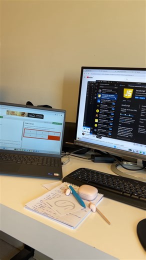 Hilal Akyüz on Instagram: "🎯 JavaScript Öğrenirken En Çok İşime Yaran Kaynaklar JavaScript’e ilk adımı atarken bana en çok yardımcı olan ve mantığı oturtmamı sağlayan kaynakları şöyle toparladım: 1️⃣ Enes Bayram – YouTube JS Eğitimi Türkçe anlatımda gerçekten en sade, en anlaşılır eğitimlerden biri. Temelden ileri seviyeye kadar konuyu adım adım işlediği için başlangıçta büyük rahatlık sağlıyor. 2️⃣ tr.javascriptinfo Hem detaylı hem de akıcı yapısıyla, JavaScript kavramlarını derinlemesine öğre