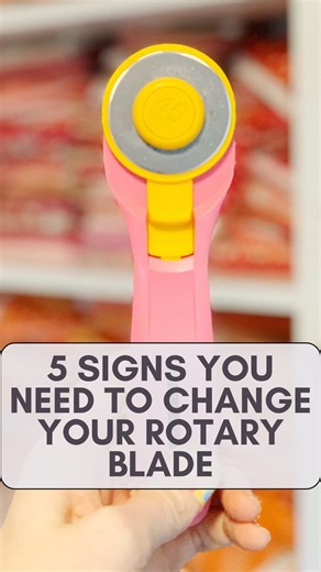 Quilts, Patterns, Tutorials on Instagram: "I always wait too long! Swapping out your blade can lead to more accurate cutting and a much more enjoyable process. Here are 5 signs that it is time. 1. You can’t remember the last time you changed the blade 2. Your blade skips over a thread in your fabric (like shown here) and doesn’t pull away smoothly 3. Your cut edge is a little jagged 4. You are having to press down hard on your rotary to cut fabric 5. Your cut fabrics are fraying more than normal