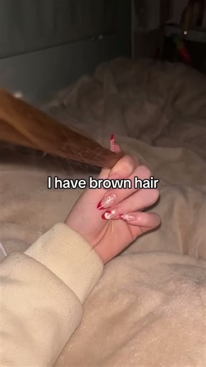 Yellow Hair or Brown Hair? This Comparison Is WILD 😭🔥 matilda.ridd #brownhair #yellowhair #fypシ