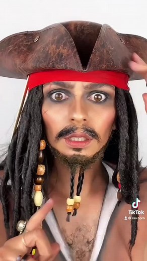 Maquillage Pirate Homme avec Lisa Sparow | Jack Sparrow Leclerc