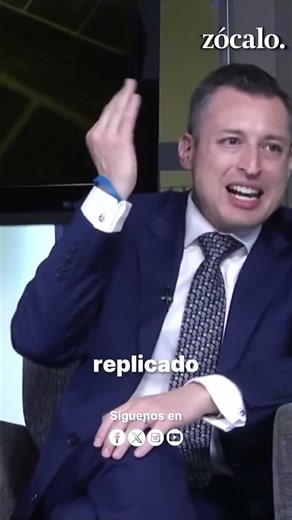 "Adrián de la Garza should never have hired #NextEnergy," Colosio