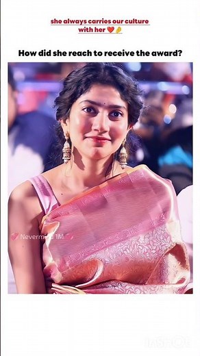 how did other actresses reach to receive the award vs.....#awards #saipallavi #bollywood #shorts