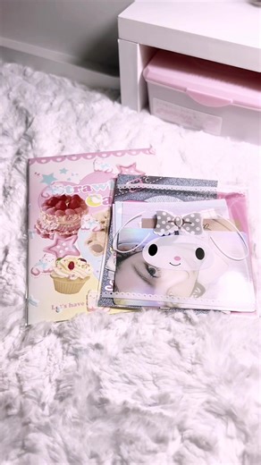 minjeong @Bungaflow #kpopfyp #fyp #4u #copylink #unflopme #kpop #desksetup #pwm #packwithme #packing #packingorders #packingasmr #lewatberanda #pink #freebies #xyzbca #masukberanda