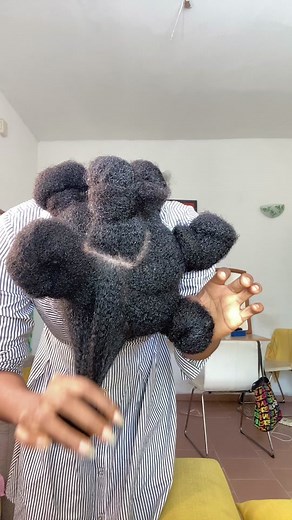 Huile extreme pousse disponible. #viralvideo #fyp #benintiktok🇧🇯 #senegalaise_tik_tok🇸🇳 #cheveuxlong