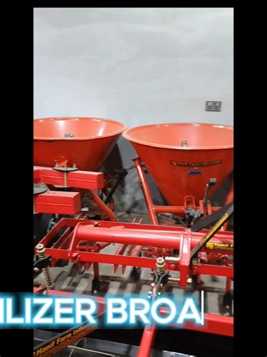 Hanif farm industries 0321-4000475 #hfiagro #fyp #border #disc #double #action #blade #fertilizer #broadcaster #cultivator #tine #tiller #1m