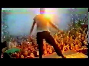 Midnight oil Wanda beach 1982 stereo