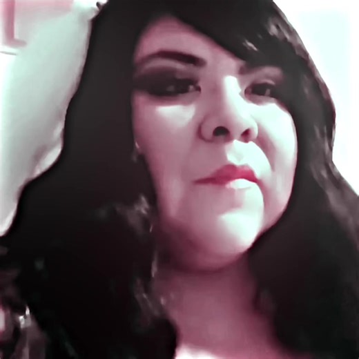 MISS BROOK (@motomamis6xx) - Bajo Mis Condiciones: Edición de 'Hola Mi Nombre es Annie'