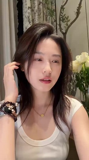 失去的东西从未真正属于你 你又何必去惋惜。#治愈系 #人间清醒 #情感共鸣 #热点小助手 #热点