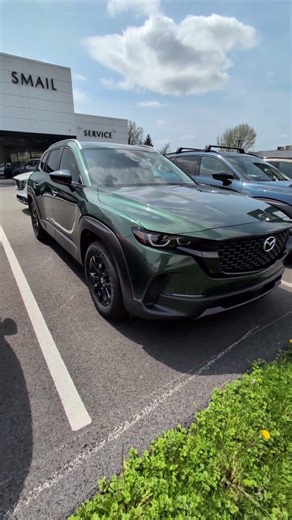 Mazda CX-50 Cypress Paint Shines in Sunlight☀️: See the Unique Green Metallic Flakes #mazda