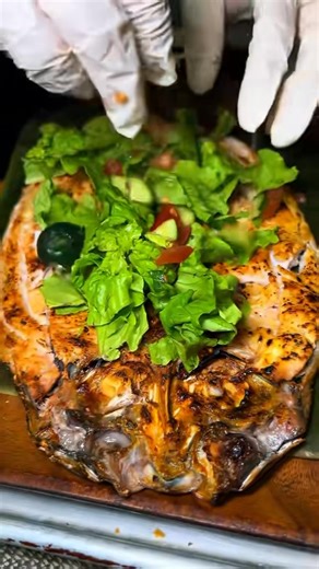 Miss mo na ang lutong-bahay? 🇵🇭 Our inihaw na bangus hits different—char-grilled, flavorful, at sobrang sarap. 🏠 Call/DM us to make a reservation! ➖➖➖➖➖➖➖➖➖➖ 🇵🇭 FILIPINO FOOD ➕ ASIAN FUSION 📌 9890 S Maryland Pkwy ⏰ Monday-Tuesday 11am-8pm ⏰ Thursday-Sunday 11am-8pm 📅 Closed Wednesdays 🚗 Delivery, Pick up and Dine-in 📱 702-227-4663 📣 #FullHousebbqLV ➖➖➖➖➖➖➖➖➖➖ ✔️TAG ✔️SHARE✔️SAVE #lasvegas #pinoy #filipinofood #pinoyfood #bangus | Full House BBQ