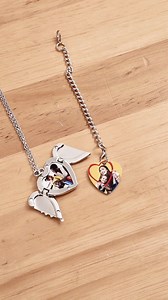 Get inspired for Valentine’s Day: Personalize a sublimation necklace for your loved one. ❤ #valentinesday #love #gift #heatpress #wholesalenecklace #sublimation | Bestsub