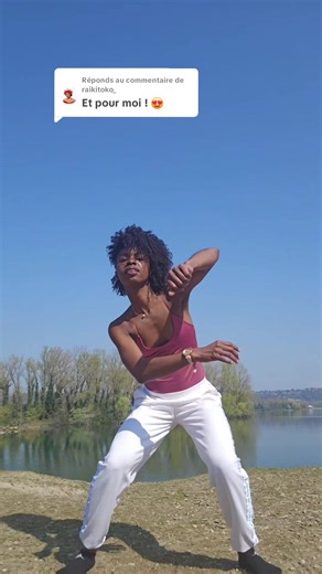Réponse à @raikitoko_ Tellement connectée que j’attendais juste le bon moment… et le bon moment, c’était quand t’as commenté. Attends que je refasse encore c’est trop mon style. 🎶 Artiste : @Raï Kitoko 🌻 Son : Mami Wata 🧠 : moi #mamiwata #chorégraphie #mayotte976🇾🇹 #mayotte976💕🇾🇹🇲🇬🇰🇲 #comorestiktok