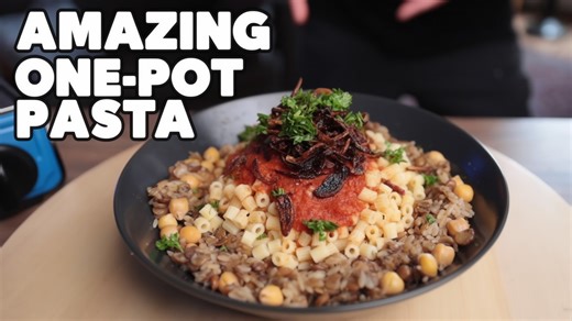 Koshary recipe: Easy Egyptian street food with lentils, rice & crispy onions