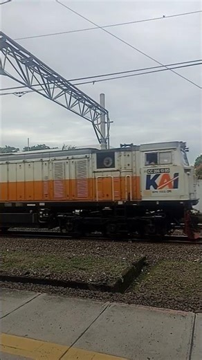 Train for travelers to Java #kai #shorts #mudik2026