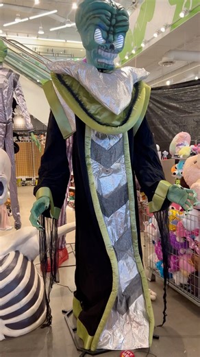 Sam’s club alien demo