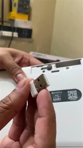 Amkette Optimus BT 4 in 1 Multi Device Wireless Bluetooth Keyboard | Windows, MacOs, iPad & Android