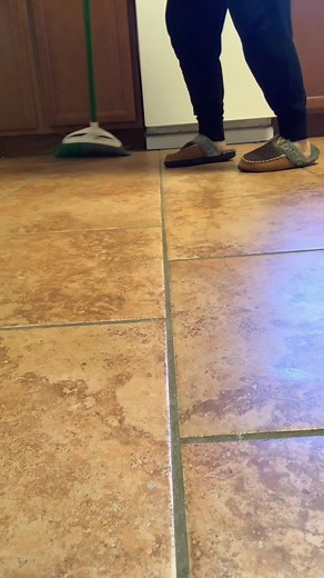 #blindmomofboys #cleaning #blind #blindcleaning #cleaningblind #kitchenfloor