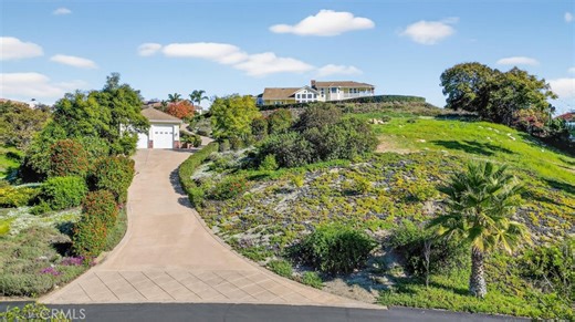 2292 Dos Lomas, Fallbrook, CA 92028 - MLS IV26075071 - Coldwell Banker