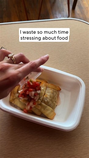 Skip the grocery store, prep and dishes. Get meals from award-winning chefs delivered weekly to your door. | CookUnity