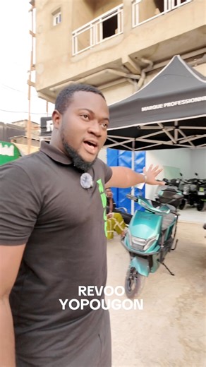 🤩REVOO YOPOUGON s’installe Vous trouverez vos motos électriques REVOO ici, ainsi que toutes les informations sur la meilleure marque de motos électriques en Côte d’Ivoire. 📍carrefour CANARI YOPOUGON Infoline : 225 0544212223 | Revoo Côte d'Ivoire