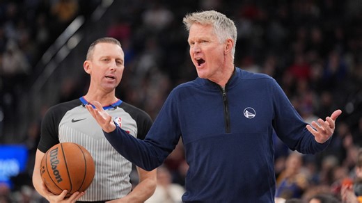 Warriors coach Steve Kerr ejected after heated exchange over no-call in 4th quarter vs Clippers