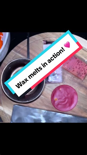 Relax with me 🩷 #smallbusiness #waxmelts #waxtok #pink #oasis