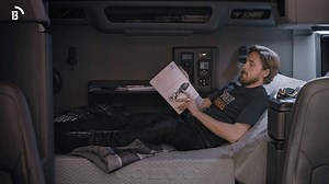 33K views · 1.9K reactions | The VNL’s living space helps drivers rest easy so they can be productive and safe when behind the wheel. Learn about the VNL’s newly redesigned living environment: https://www.volvotrucks.us/trucks/vnl/top-ten/living/ | Volvo Trucks North America | Facebook
