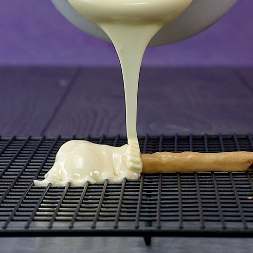 Halloween party food! Bone appetite! 👻😱 | Craft Factory