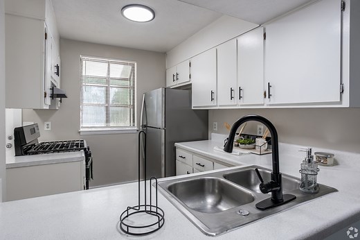 Southridge Townhomes for Rent - Griffin, GA | Apartments.com