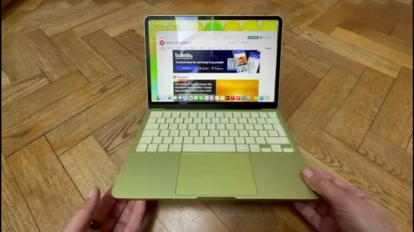 Apple MacBook Neo