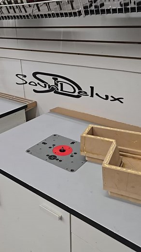 Here’s a behind-the-scenes look at the custom Helix dual-voice-coil subwoofer box we’re building for our friend Hedy’s INEOS Grenadier. This isn’t your average enclosure — every angle, cut, and contour is designed with purpose: 📏 Perfectly flat fitment to sit flush on the floor 📦 Airspace maximized down to the millimeter for optimal sub performance 🔊 Built specifically for an 8” Helix DVC woofer 🛠 Hand-crafted details that ensure the box seals tight and performs right 🎯 Designed for sound q