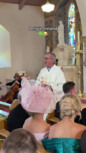 Fr Joe Walsh singing 'My Way' at Irish wedding — warming up the crowd