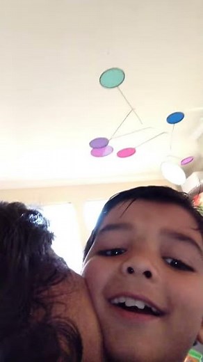 Five zerberts on Lukie's neck