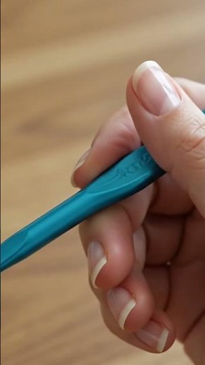 How to Hold Crochet Hook & Yarn for Beginners! 🧶✨ #crochet #beginnercrochet
