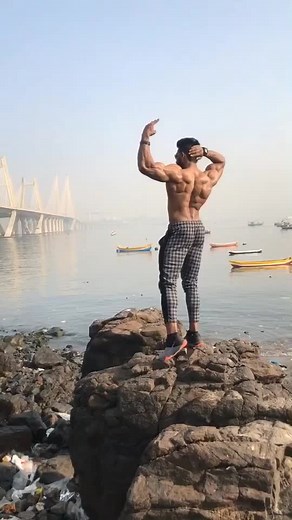 #bodybuilding #fitnessmodel #fitnessfreak #fitness #hamfittohindiafit #fitnesslover #fit #model #mod
