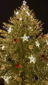 10K views · 855 reactions | Scusate se vi bombardiamo con il Natale, ma Praga è splendida sempre in questa stagione ❤️❤️ | Praga | Facebook