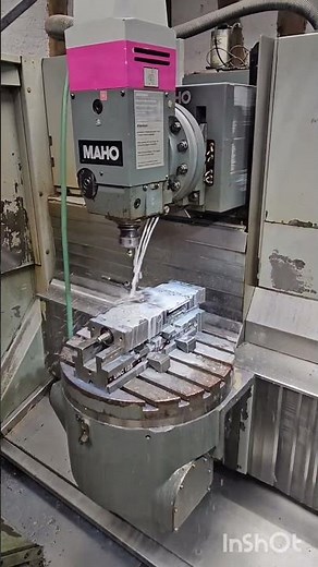 Das erste erfolgreich Teil auf unserer neuen Maho MH 600 E CNC Fräsmaschine #cnc #workshop #milling