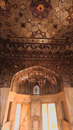 Inside SheeshMahal Lahore – A Magical World of Art #shahishmahallahore #shortvideo #mughalart