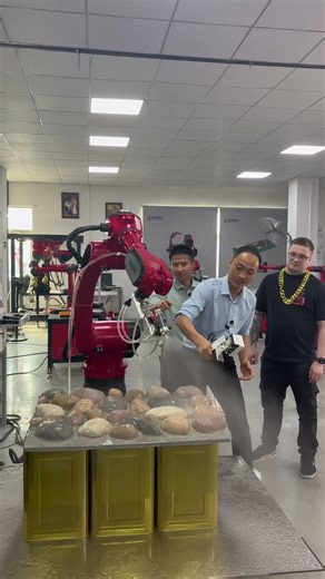 #automobile #walding #weldingequipment #industrial #machine #cncmill #factory #weldingmachines