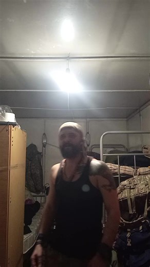 Відео користувача Рома (@user4_4__0_0) з композицією «оригинальный звук - калян»