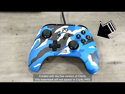 How to play terraria split screen/Xbox one