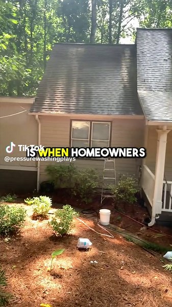 Spring is the highest converting season for pressure washing ads — most guys miss it waiting too long #pressurewashing #facebookads #spring