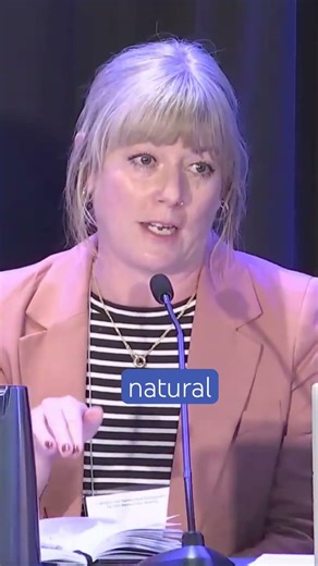 Lucy Campbell breaks down how natural language queries for #library discovery works at SDSU #AI