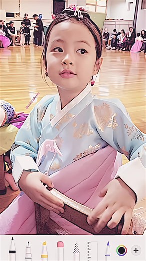 4U: A Touch of Whimsy and Fun