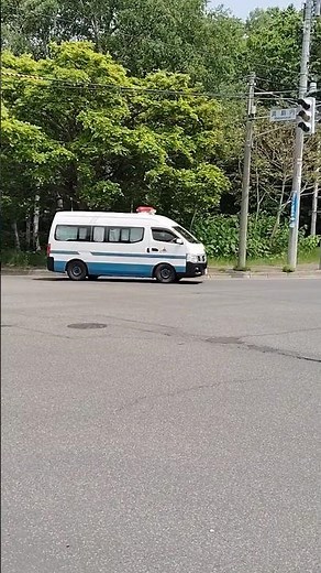 北海道警察機動隊に戻っていく護送車#北海道警察#機動隊#レア#走行#パトカー#警察