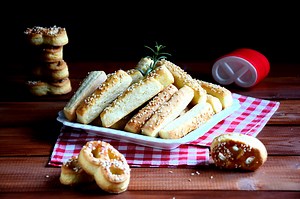 Slani štapići/perece sa susamom (video) | Minjina Kuhinjica